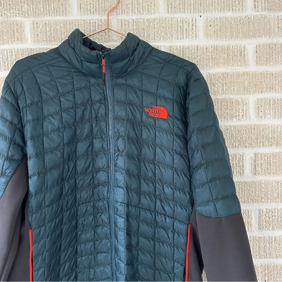 THE NORTH FACE MEN’S Quilted Jacket - Picture 2 of 7